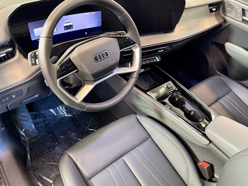 New 2026 Audi Q3 quattro 2.0T image 9