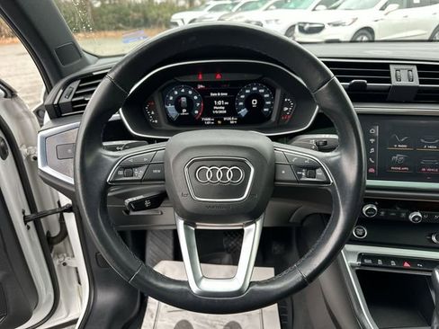 Used 2021 Audi Q3 2.0T Premium w/ Convenience Package image 16