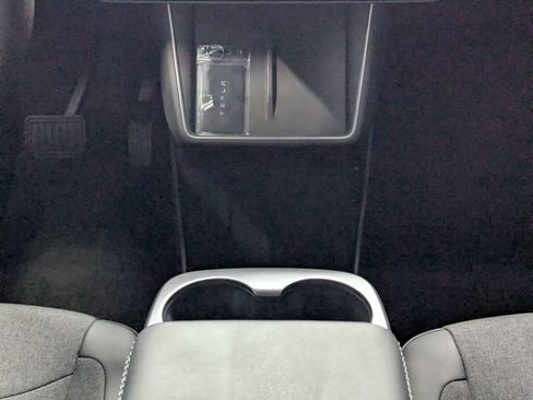 Used 2026 Tesla Model Y 2WD image 12