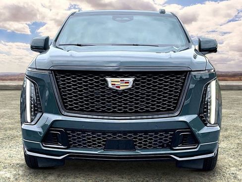 Used 2026 Cadillac Escalade V w/ LPO, Floor Liner Package AWD/4WD image 2