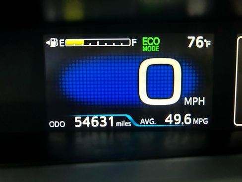 Used 2018 Toyota Prius Two w/ Prius Two Safety Plus Package image 33