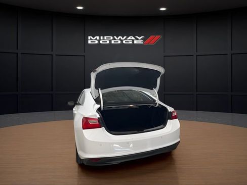 Used 2024 Chevrolet Malibu LT FWD image 7