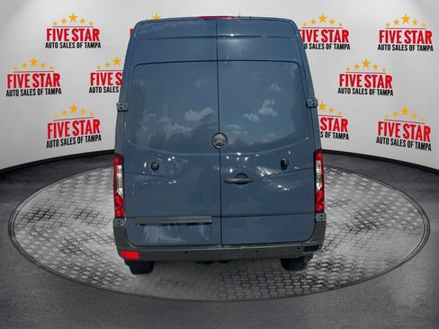 Used 2018 Mercedes-Benz Sprinter 2500 image 6