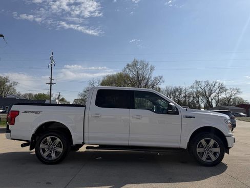 Used 2018 Ford F150 XLT w/ Equipment Group 302A Luxury AWD/4WD image 5