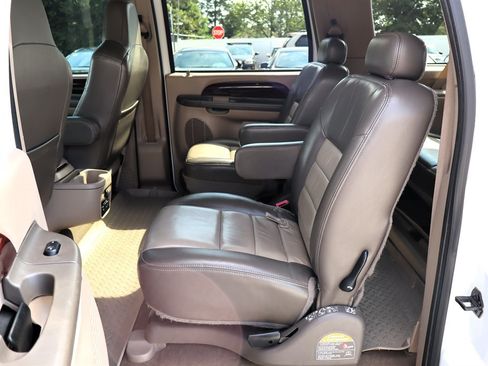 Used 2004 Ford Excursion Eddie Bauer AWD/4WD image 27