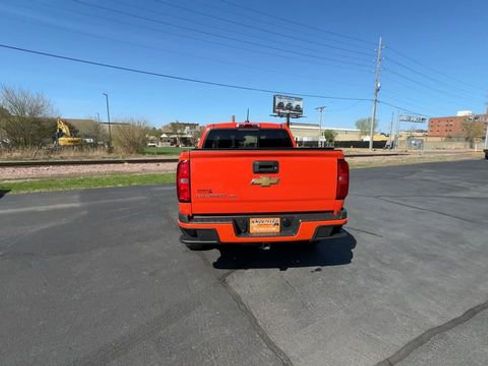 Used 2019 Chevrolet Colorado Z71 AWD/4WD image 7