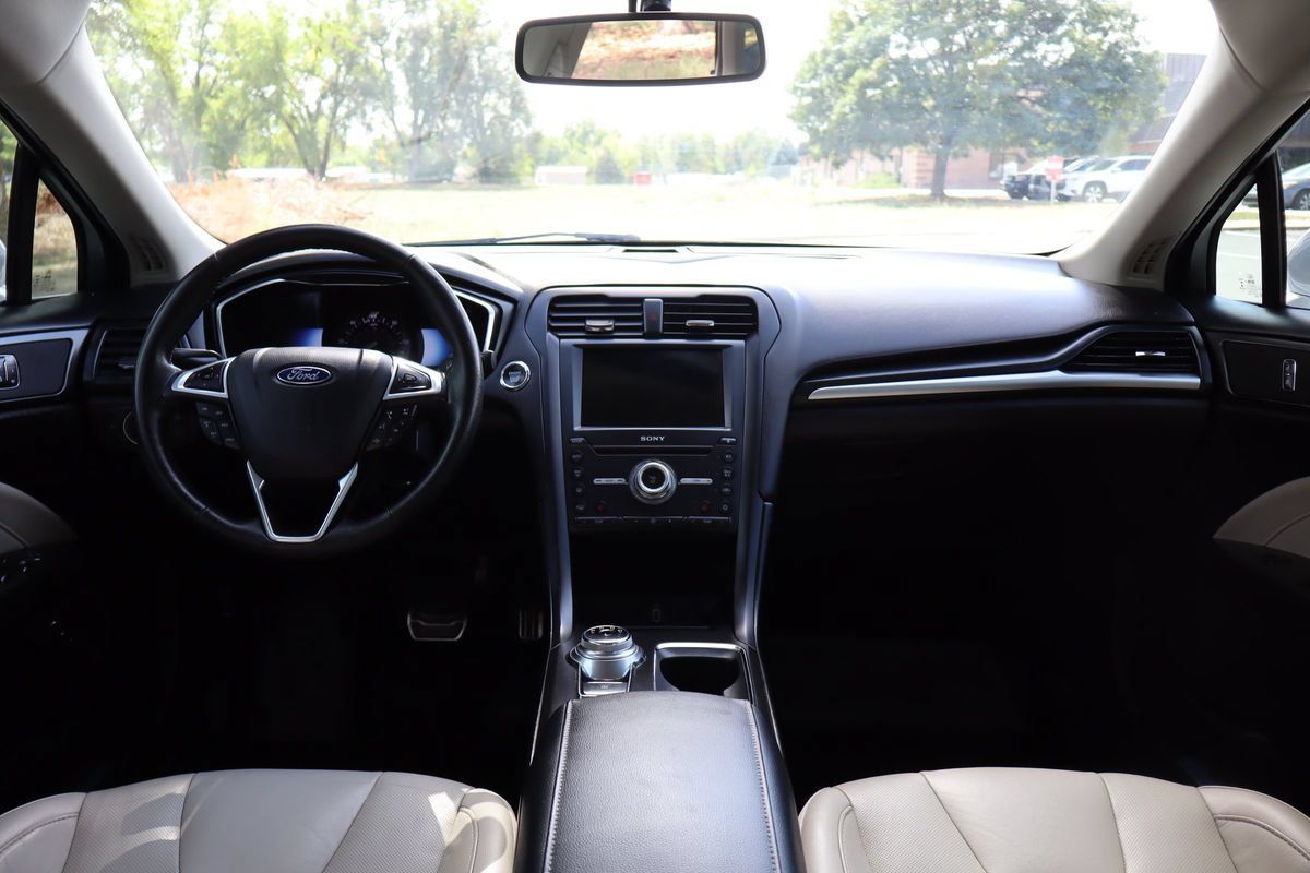 Used 2017 Ford Fusion Titanium FWD image 16