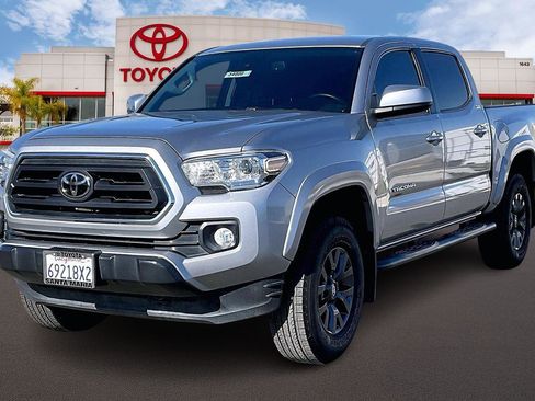 Certified 2020 Toyota Tacoma SR5 image 11