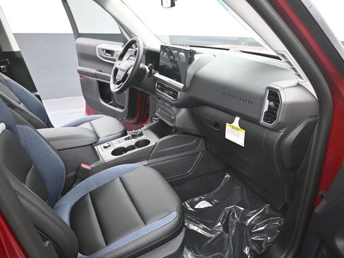 New 2025 Ford Bronco Sport Outer Banks image 24