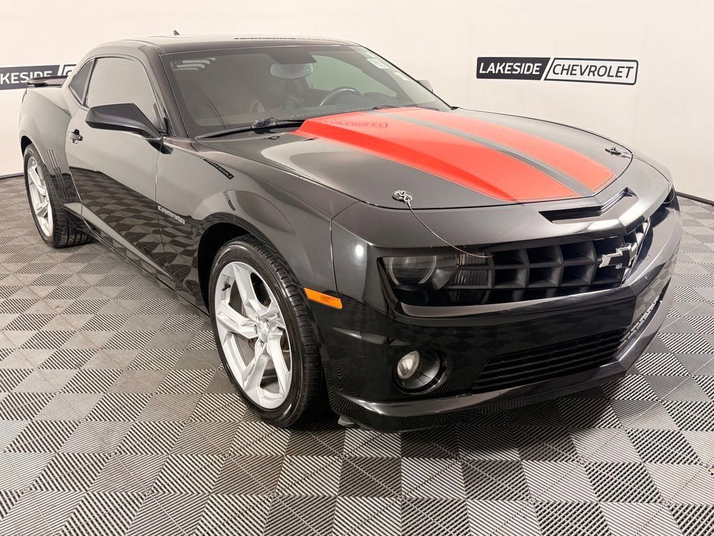 Used 2010 Chevrolet Camaro SS w/ RS Package RWD image 8
