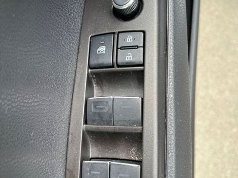 Used 2021 Toyota Camry XSE FWD image 16