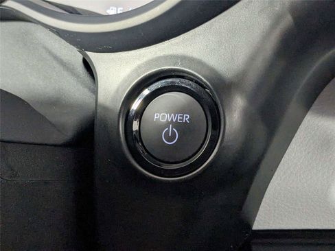 Used 2025 Toyota Sienna XLE w/ XLE Plus Package FWD image 26