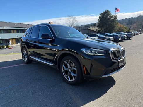 Used 2022 BMW X3 xDrive30i w/ Premium Package AWD/4WD image 32