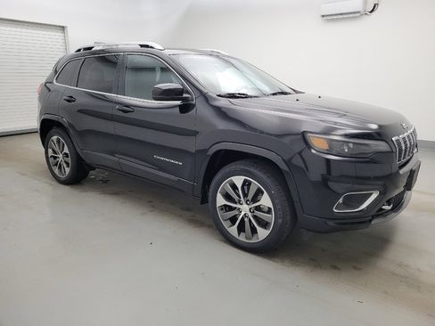 Used 2019 Jeep Cherokee Overland w/ Technology Group AWD/4WD image 11