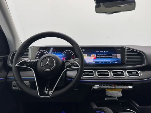 New 2026 Mercedes-Benz GLE 350 4MATIC image 3