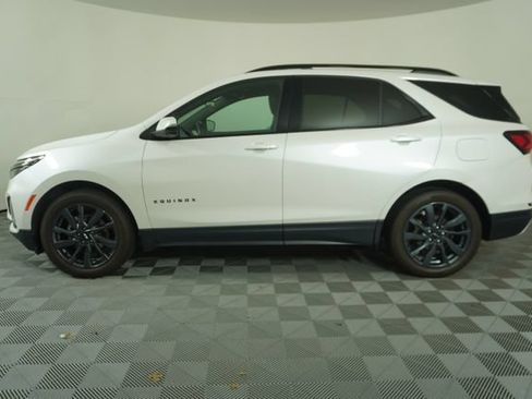 Used 2022 Chevrolet Equinox RS w/ RS Leather Package FWD image 4