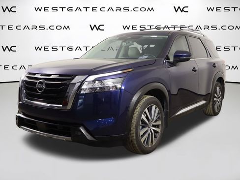Used 2022 Nissan Pathfinder Platinum w/ Cargo Package image 1