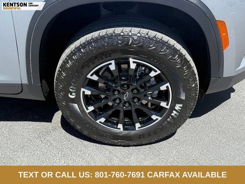 Used 2025 Chevrolet Traverse Z71 AWD/4WD image 15