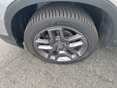 Used 2022 Honda Passport EX-L image 5