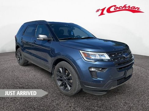 Used 2018 Ford Explorer XLT w/ Equipment Group 202A AWD/4WD image 1