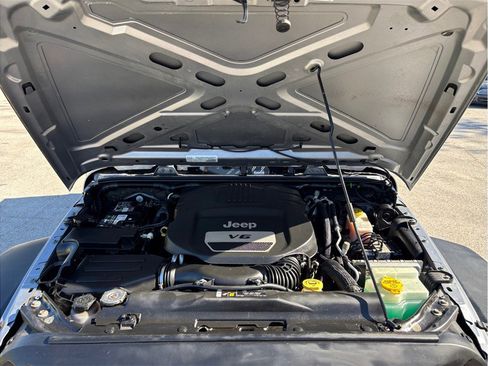 Used 2017 Jeep Wrangler Unlimited Sport w/ Quick Order Package 24S image 37