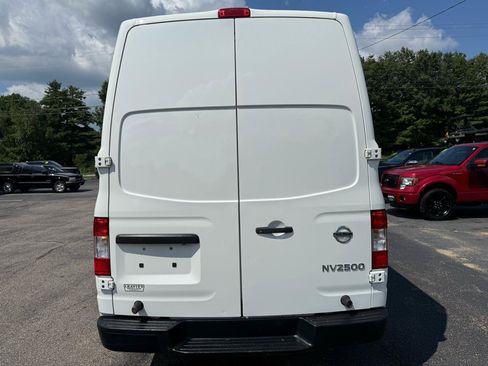 Used 2018 Nissan NV 2500 S RWD image 10