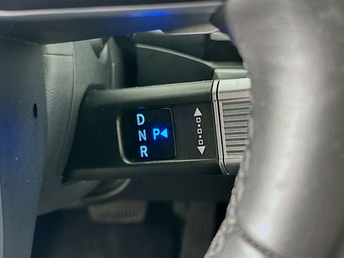 Used 2025 Hyundai Santa Fe SEL image 23