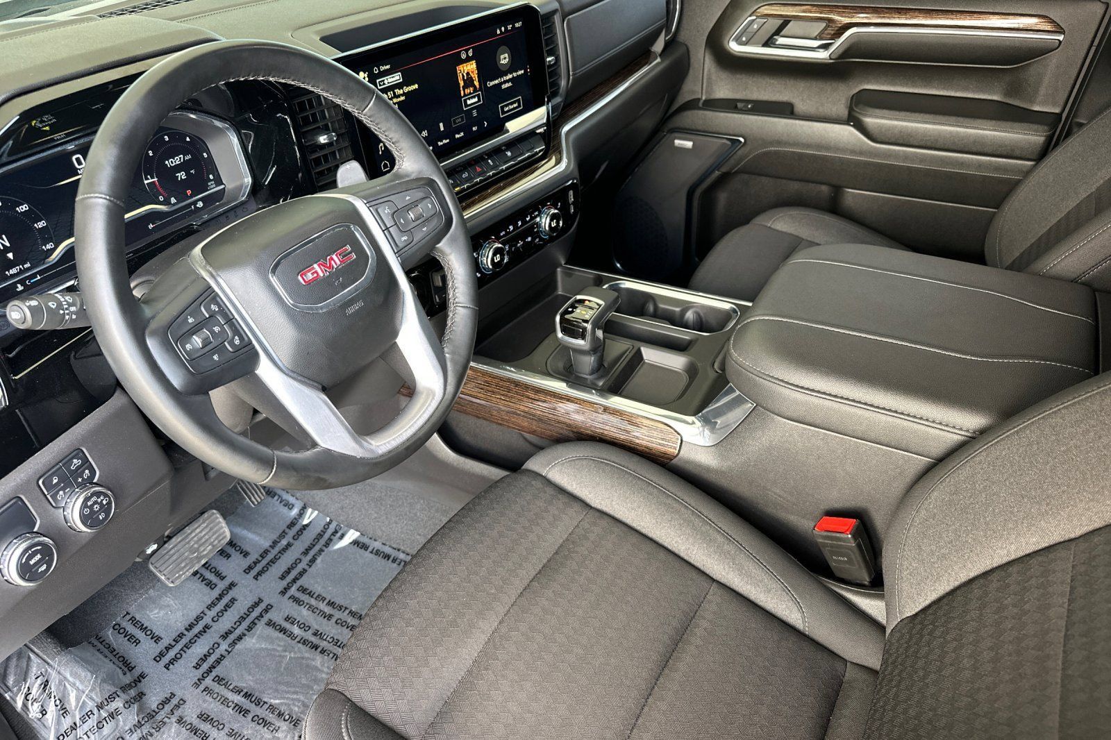 Used 2023 GMC Sierra 1500 Elevation w/ Preferred Package RWD image 10