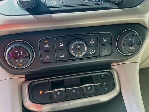 Used 2023 GMC Acadia Denali w/ Trailering Package FWD image 16