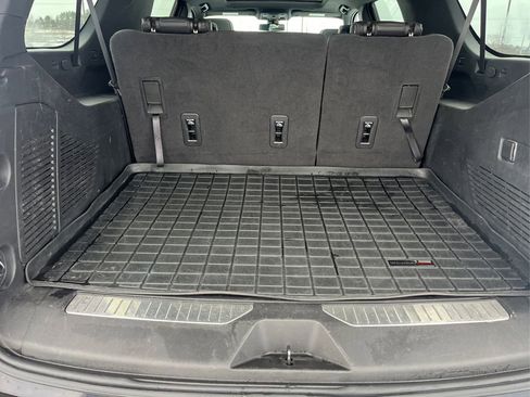 Used 2022 Chevrolet Suburban RST image 25