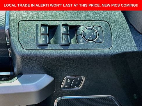 Used 2019 Ford F150 Lariat w/ Equipment Group 502A Luxury AWD/4WD image 19