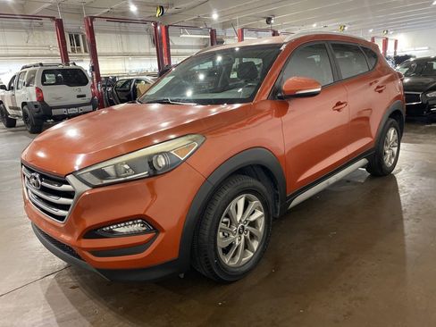 Used 2017 Hyundai Tucson SE Plus w/ Cargo Package image 7