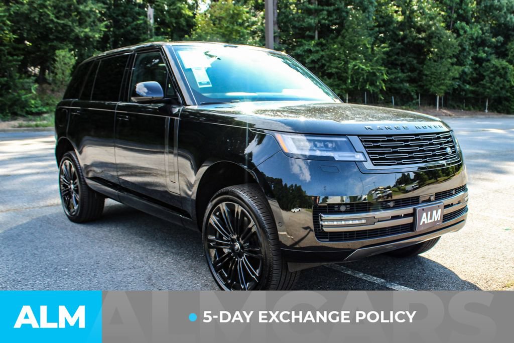Used 2025 Land Rover Range Rover Long Wheelbase SE AWD/4WD image 3