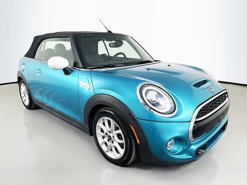 Used 2020 MINI Cooper S FWD image 3