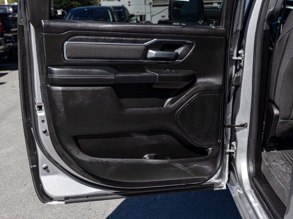 Used 2024 RAM 1500 Big Horn AWD/4WD image 14