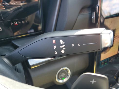 New 2026 GMC Terrain AT4 w/ Convenience Package III image 27