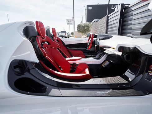 Used 2021 McLaren Elva image 37