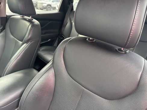 Used 2022 Hyundai Santa Fe SEL w/ Convenience + Premium Package image 12