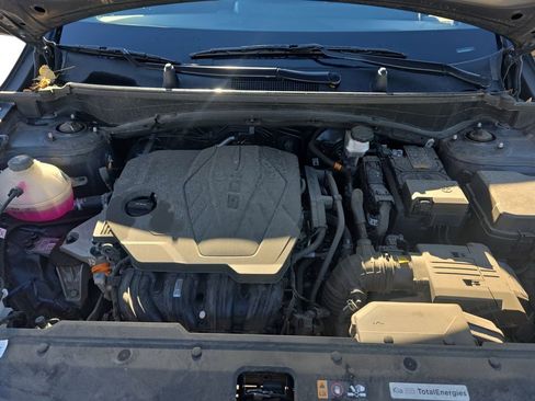 Used 2024 Kia Sportage LX image 18