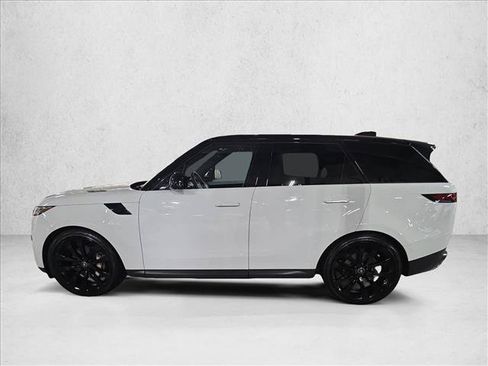 Used 2023 Land Rover Range Rover Sport SE AWD/4WD image 8
