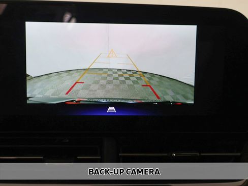 Used 2024 Chevrolet Trax LT w/ Driver Confidence Package image 5