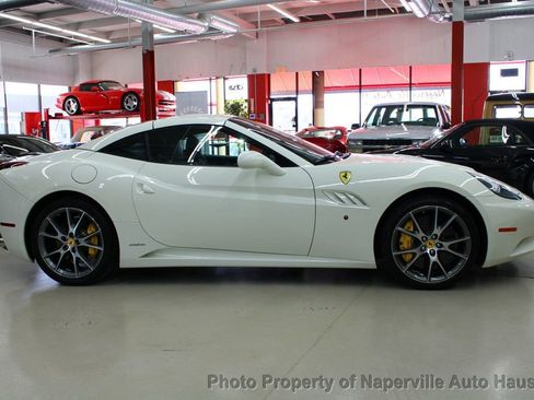 Used 2013 Ferrari California image 80