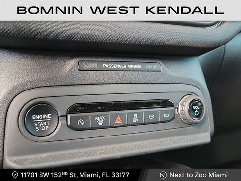 Used 2025 Ford Bronco Sport Big Bend image 17