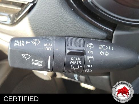 Used 2024 Dodge Durango SXT image 28