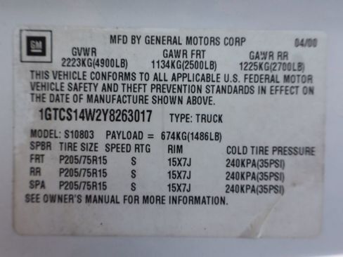 Used 2000 GMC Sonoma SL w/ Cold-Climate Pkg image 35