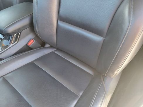 Used 2025 Kia Telluride S AWD/4WD image 19
