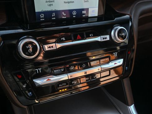 Certified 2021 Ford Explorer King Ranch w/ Premium Technology Package image 36