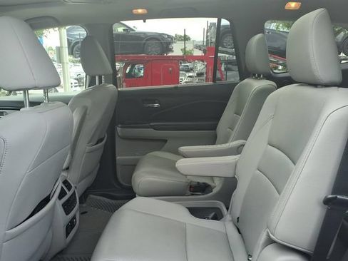 Used 2020 Honda Pilot Elite image 17