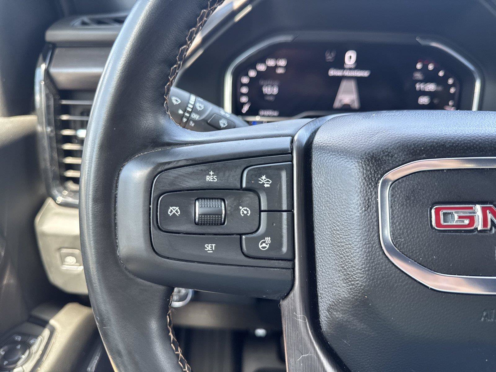 Used 2024 GMC Sierra 2500 AT4 w/ AT4 Premium Plus Package AWD/4WD image 17