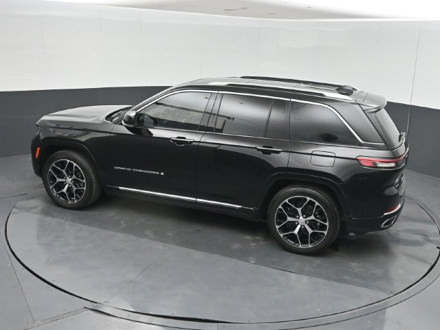 Used 2022 Jeep Grand Cherokee Summit AWD/4WD image 48